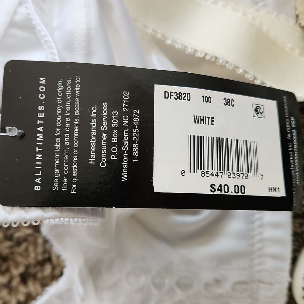 Bali Bra two sixe 38C - Picture 3 of 6